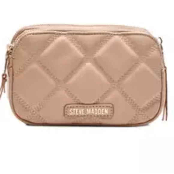 Steve Madden Bdaisy Quilted Crossbody Bag - Picture 2 of 9